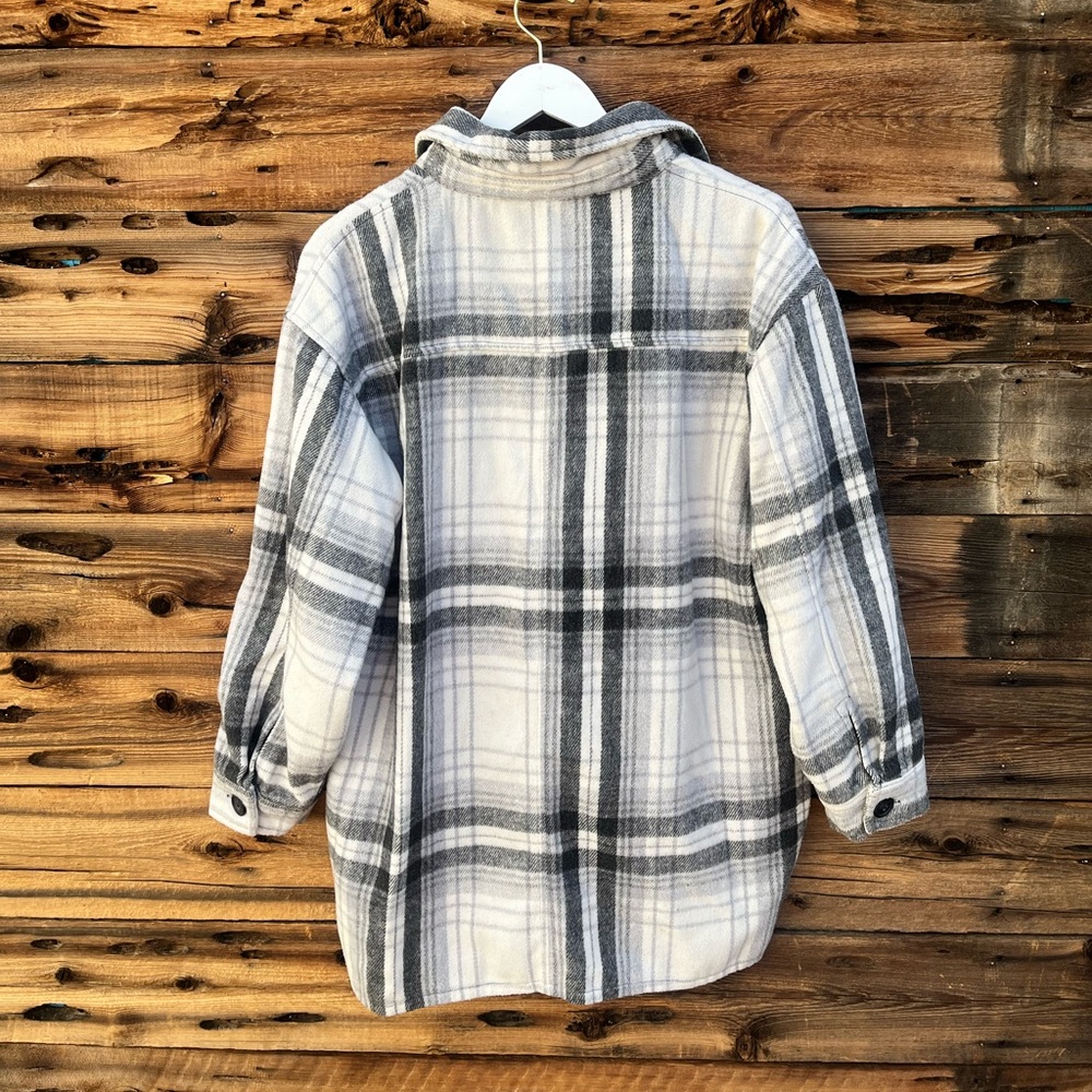 FOREVER 21 | Plaid Chunky Shirt Jacket Shacket M - Picture 5 of 5